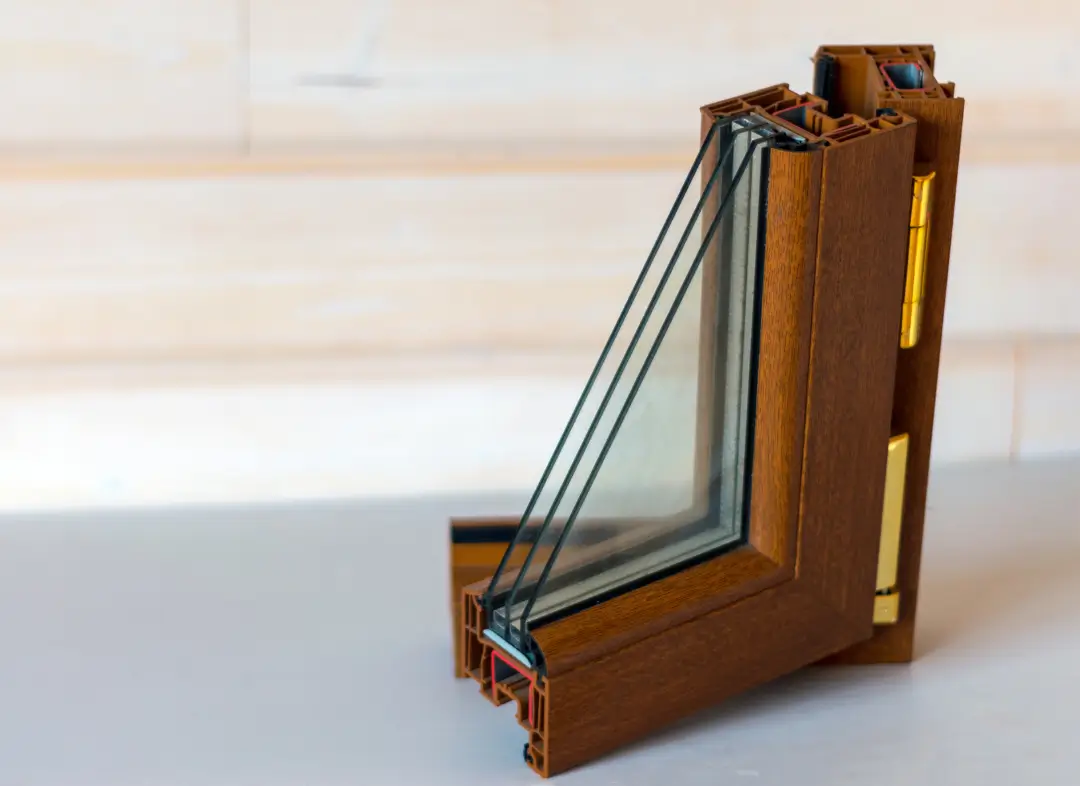 Installation de fenêtre en bois sur mesure Tournefeuille